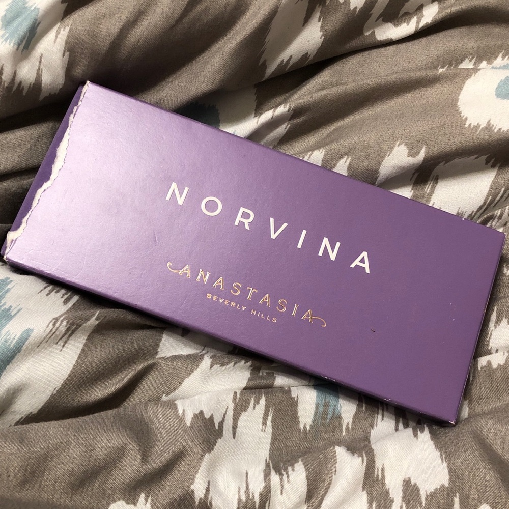 💜Anastasia Beverly Hills Norvina Palette💜